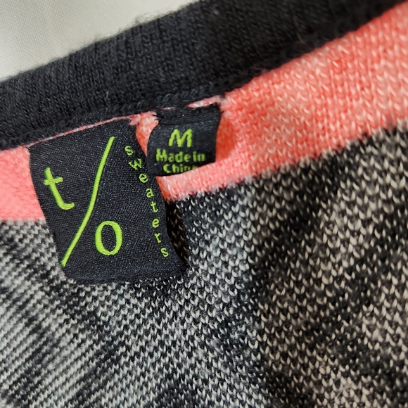 T/O SWEATERS DRESS WOMEN'S SIZE M PINK GEOMETRIC SWEATER A-77 - Picture 5 of 11